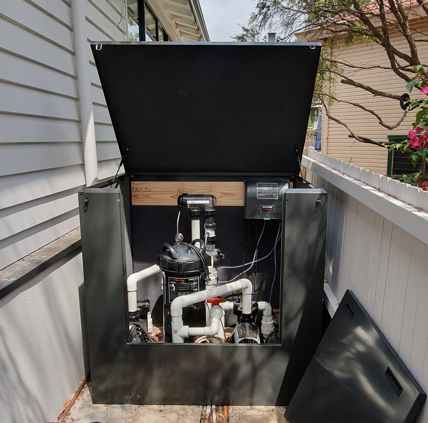 Acoustic Box - 1350 mm W x 900 mm D x 1145 mm H